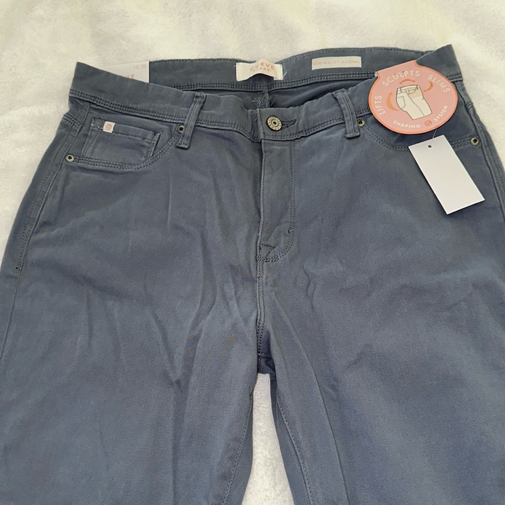 Minimalist Jegging
